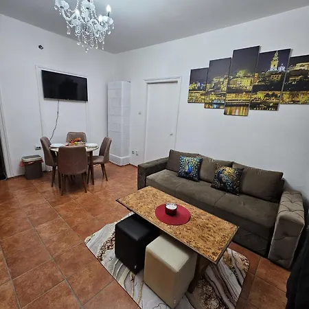 Kalina Apartment *